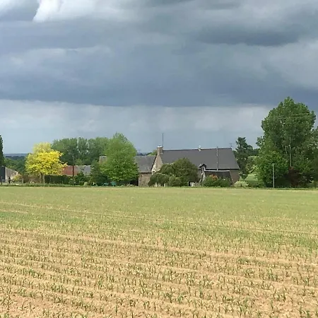Welcoming And Peaceful Frühstückspension Fougerolles-du-Plessis